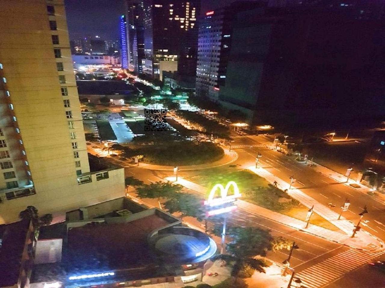 Avant Apartments At The Fort Taguig Zewnętrze zdjęcie